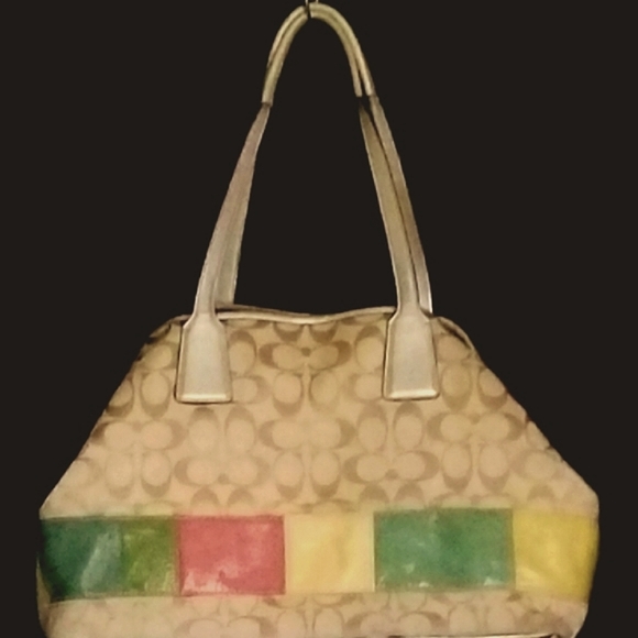 Coach Signature Light Khaki Multicolor Patent Leather Kisslock Framed Pu… - Picture 2 of 8